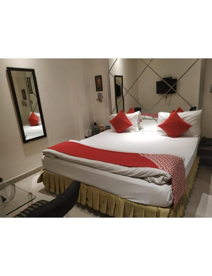 Hotel D Grand, Bareilly Bareli Exterior foto